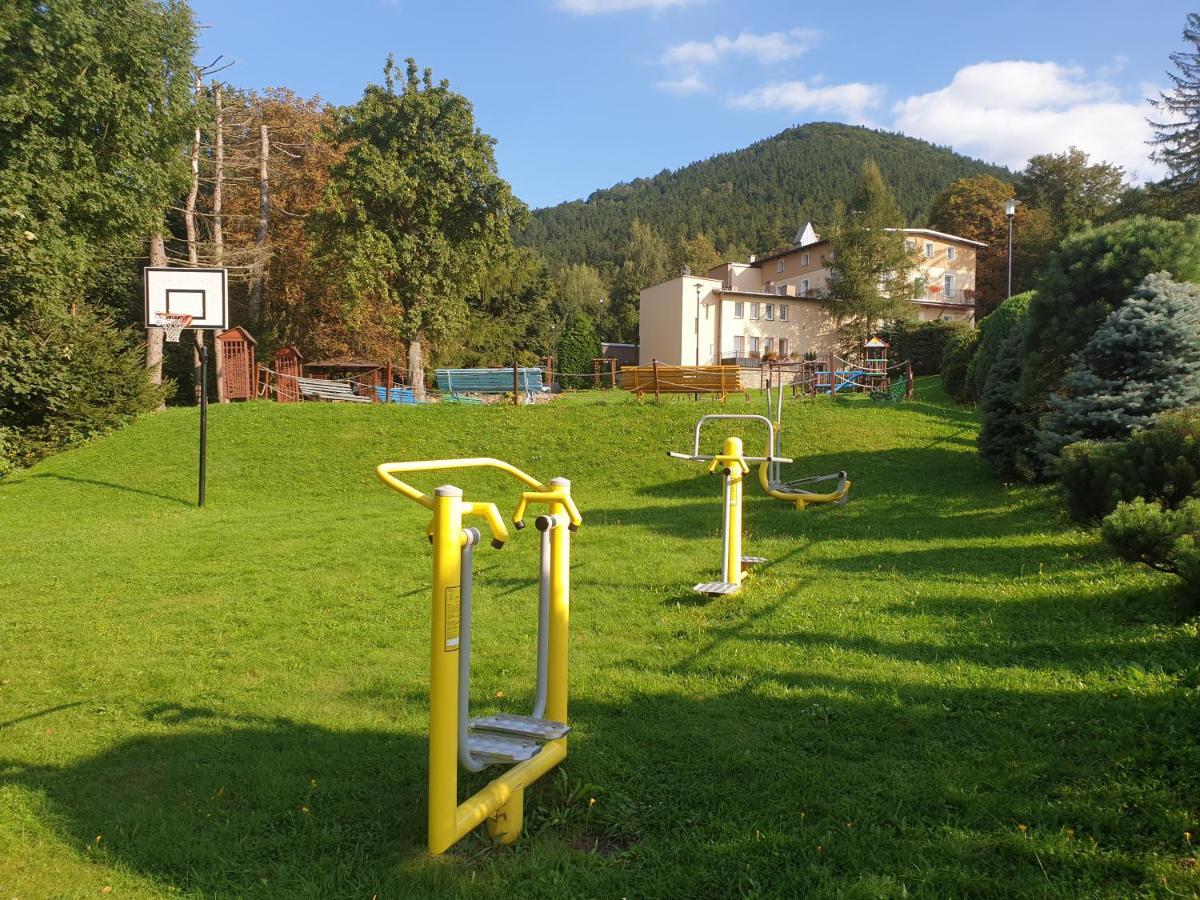 Ow Sorrento Hotel Bystrzyca Kłodzka Kültér fotó